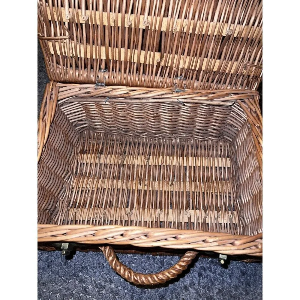 Vintage Rattan Suitcase Wicker Chest Picnic and Wine Box